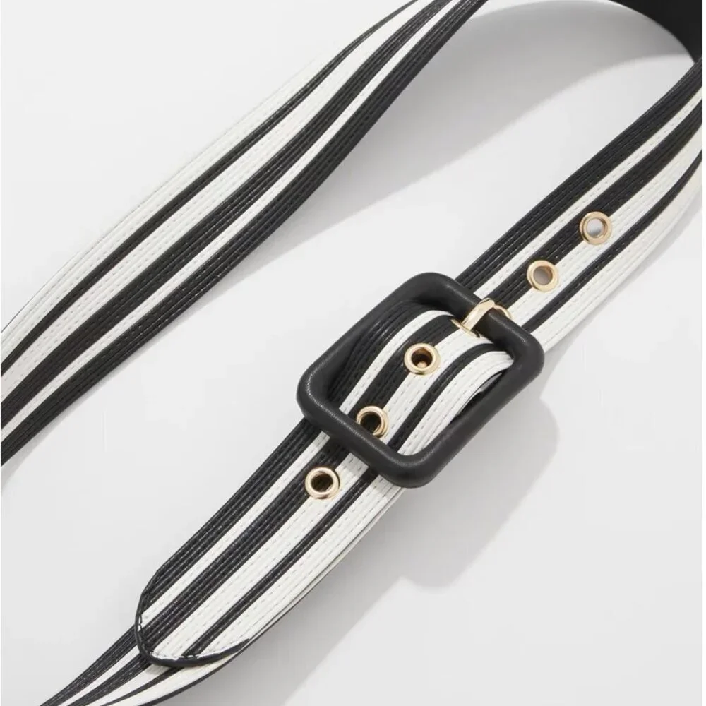 White House Black Market Black + White Belt — Size S (NWT)